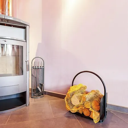 In La Roche-en-ardenne With Garden 주필레