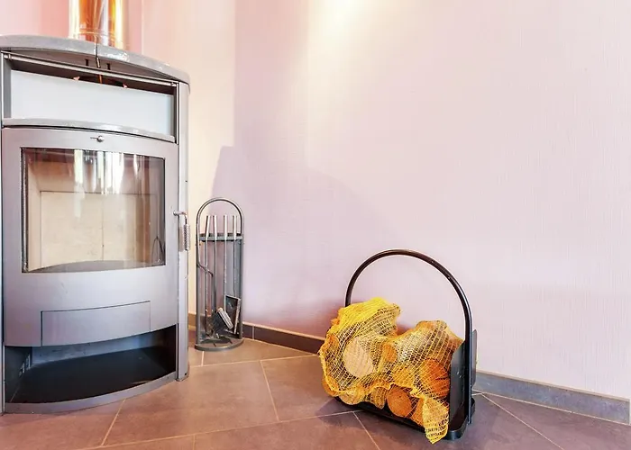 In La Roche-en-ardenne With Garden Jupille